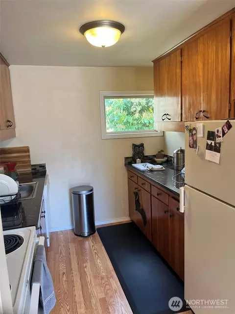 6519 4th Ave NE, Seattle, WA 98115 photo 27
