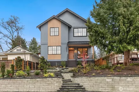 3032 NE Blakeley St, Seattle, WA 98105