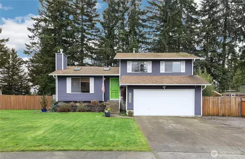 23439 SE 264th St, Maple Valley, WA 98038