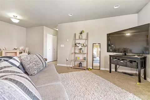Living - 0 Walnut Grove Ct, Everson, WA 98247 photo 1 of 2