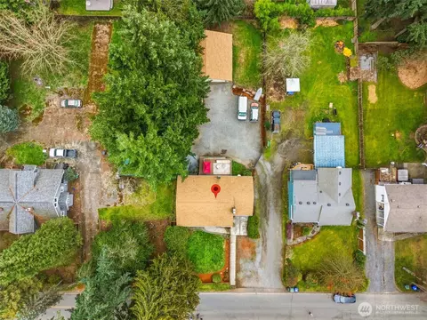 View/Area - 7203 Olympic Dr, Everett, WA 98203 photo 1 of 4