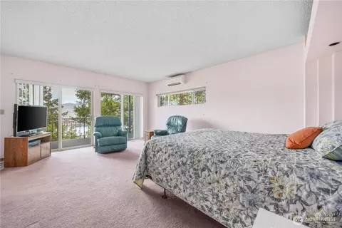 Bedroom - 985 Guffy Rd, Chelan, WA 98816 photo 1 of 5