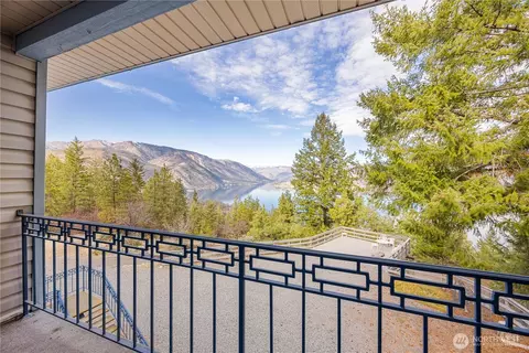 View/Area - 985 Guffy Rd, Chelan, WA 98816 photo 1 of 6