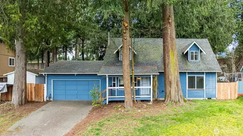 7505 Bridge Pl NE, Bremerton, WA 98311