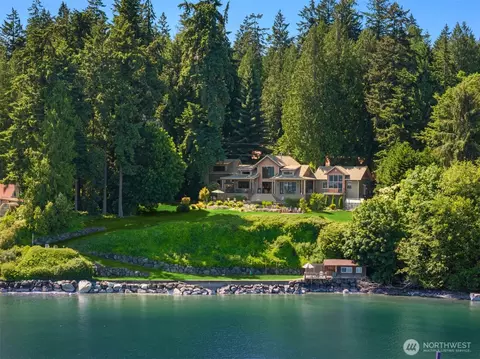 15550 Sandy Hook Rd NE, Poulsbo, WA 98370