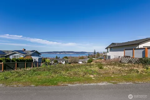 0 Gladstone Dr, Camano Island, WA 98282
