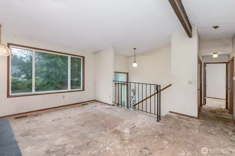 Living - 2330 171st Pl SE, Bothell, WA 98012 photo 2 of 3