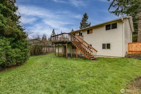 Exterior - 2330 171st Pl SE, Bothell, WA 98012 photo 5 of 6