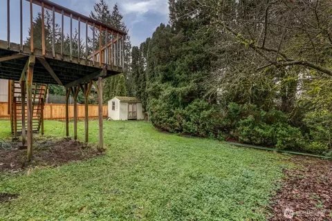Exterior - 2330 171st Pl SE, Bothell, WA 98012 photo 4 of 6