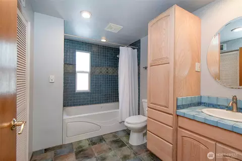 Bath - 1515 Olson Rd, Sequim, WA 98382 photo 1 of 2