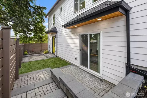 4230 S Graham St, Seattle, WA 98118