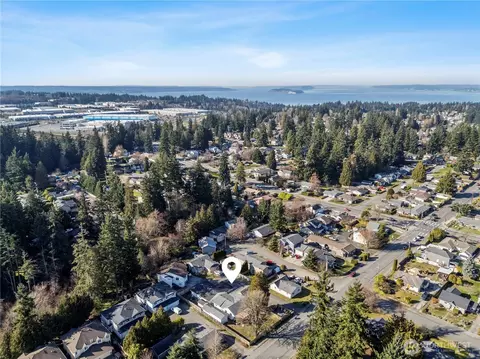 View/Area - 6916 Beverly Ln, Everett, WA 98203 photo 3 of 4