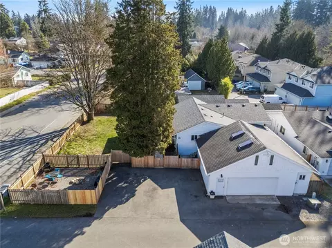 View/Area - 6916 Beverly Ln, Everett, WA 98203 photo 1 of 4