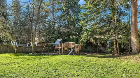 Exterior - 24114 7th Pl W, Bothell, WA 98021 photo 3 of 8