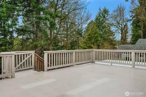 Exterior - 24114 7th Pl W, Bothell, WA 98021 photo 4 of 8