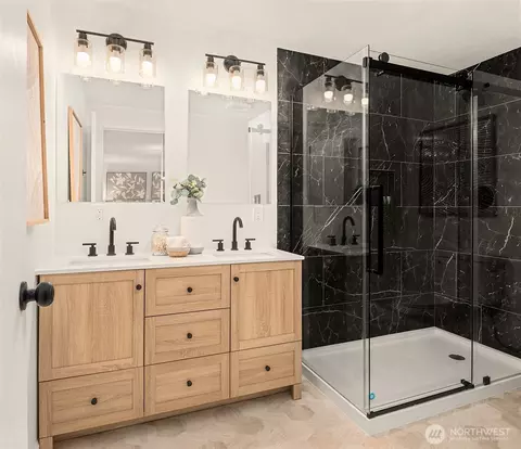 Bath - 24114 7th Pl W, Bothell, WA 98021 photo 1 of 2