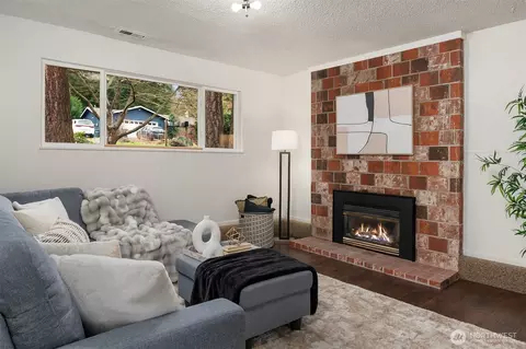 Living - 24114 7th Pl W, Bothell, WA 98021 photo 6 of 9