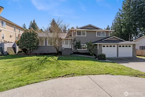 2003 SW 304th St, Federal Way, WA 98023