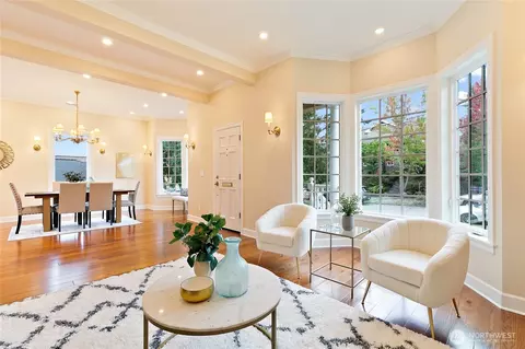 5212 S Mayflower St, Seattle, WA 98118