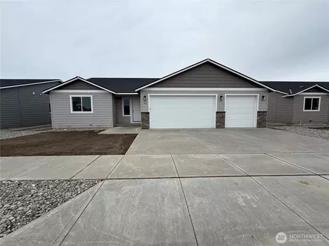 92 Salmon Dr, Wenatchee, WA 98801