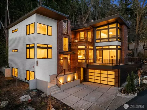 7128 NE 119th Pl, Kirkland, WA 98034