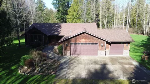 5707 316th St NW, Stanwood, WA 98292