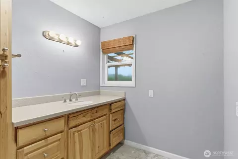 Bath - 153 Davidson Dr, Sequim, WA 98382 photo 3 of 4