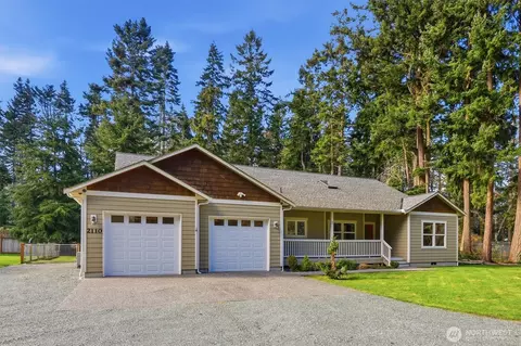 2110 NE Parker Rd, Coupeville, WA 98239