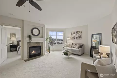1525 NW 57th St #610, Seattle, WA 98107