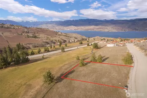 320 Paintbrush Rd, Chelan, WA 98816