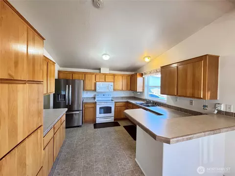 528 N 7th Ave, Sequim, WA 98382 photo 10
