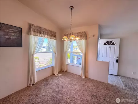528 N 7th Ave, Sequim, WA 98382 photo 6