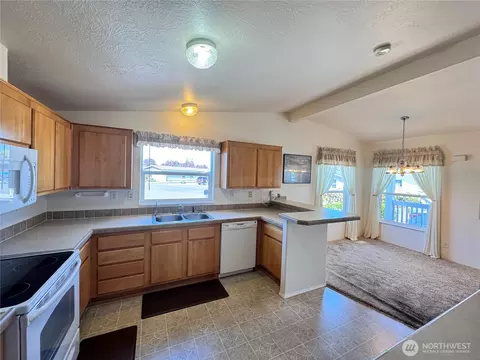 528 N 7th Ave, Sequim, WA 98382 photo 9