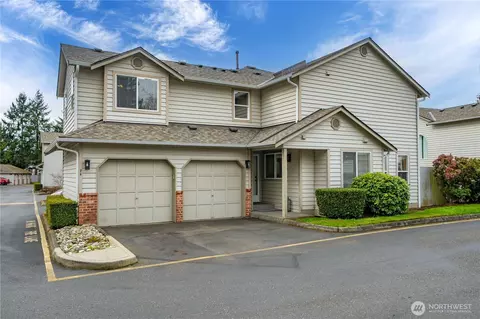 730 112th St SW #F6, Everett, WA 98204