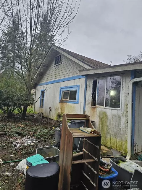 Exterior - 646 Jorgensen Rd, Onalaska, WA 98570 photo 5 of 12