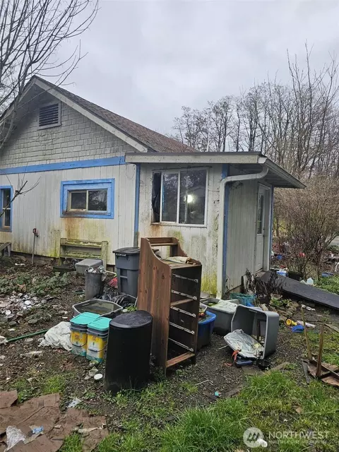 Exterior - 646 Jorgensen Rd, Onalaska, WA 98570 photo 4 of 12