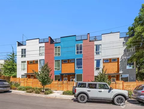 1402 N 95th St, Seattle, WA 98103