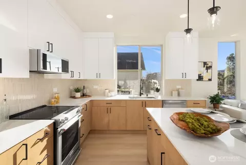 5822 Lowell Larimer Rd #B, Everett, WA 98208