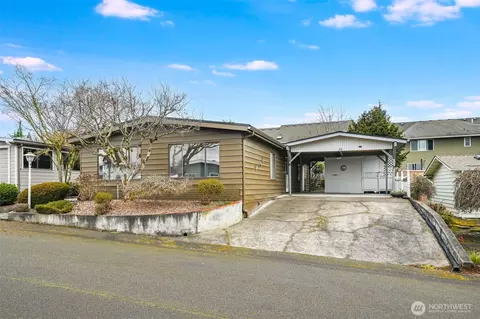 2500 Alder St #33, Milton, WA 98354