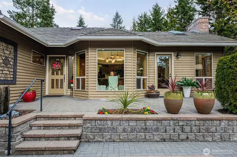 Exterior - 1331 142nd Pl SE, Mill Creek, WA 98012 photo 4 of 13