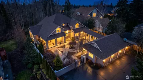 13730 Main St, Bellevue, WA 98005