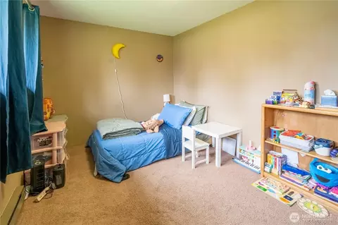 Bedroom - 9420 24th Ave SE, Everett, WA 98208 photo 2 of 3