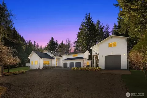 1174 SW Clevenger Ln, Port Orchard, WA 98367