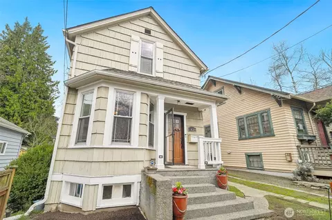 1420 N 50th St, Seattle, WA 98103