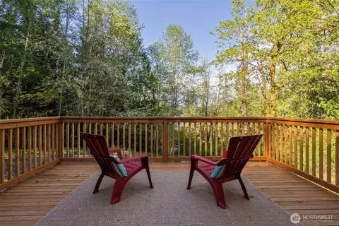 7605 NE Hidden Cove Rd, Bainbridge Island, WA 98110