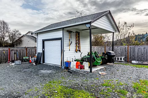 Exterior - 14808 172nd St E, Orting, WA 98360 photo 8 of 9