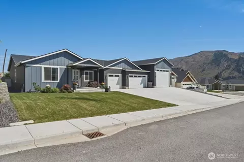 15008 Allison Pl, Entiat, WA 98822