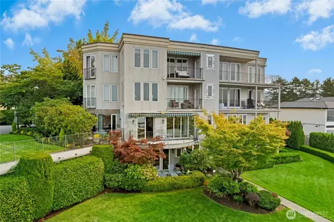 111 Lake Ave W #102, Kirkland, WA 98033