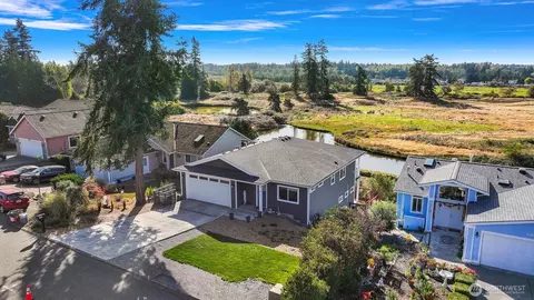 4761 S Golf Course Dr, Blaine, WA 98230