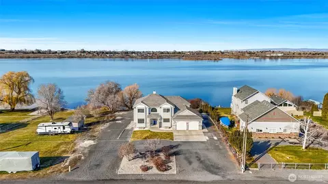 4114 Shorecrest Dr NE, Moses Lake, WA 98837